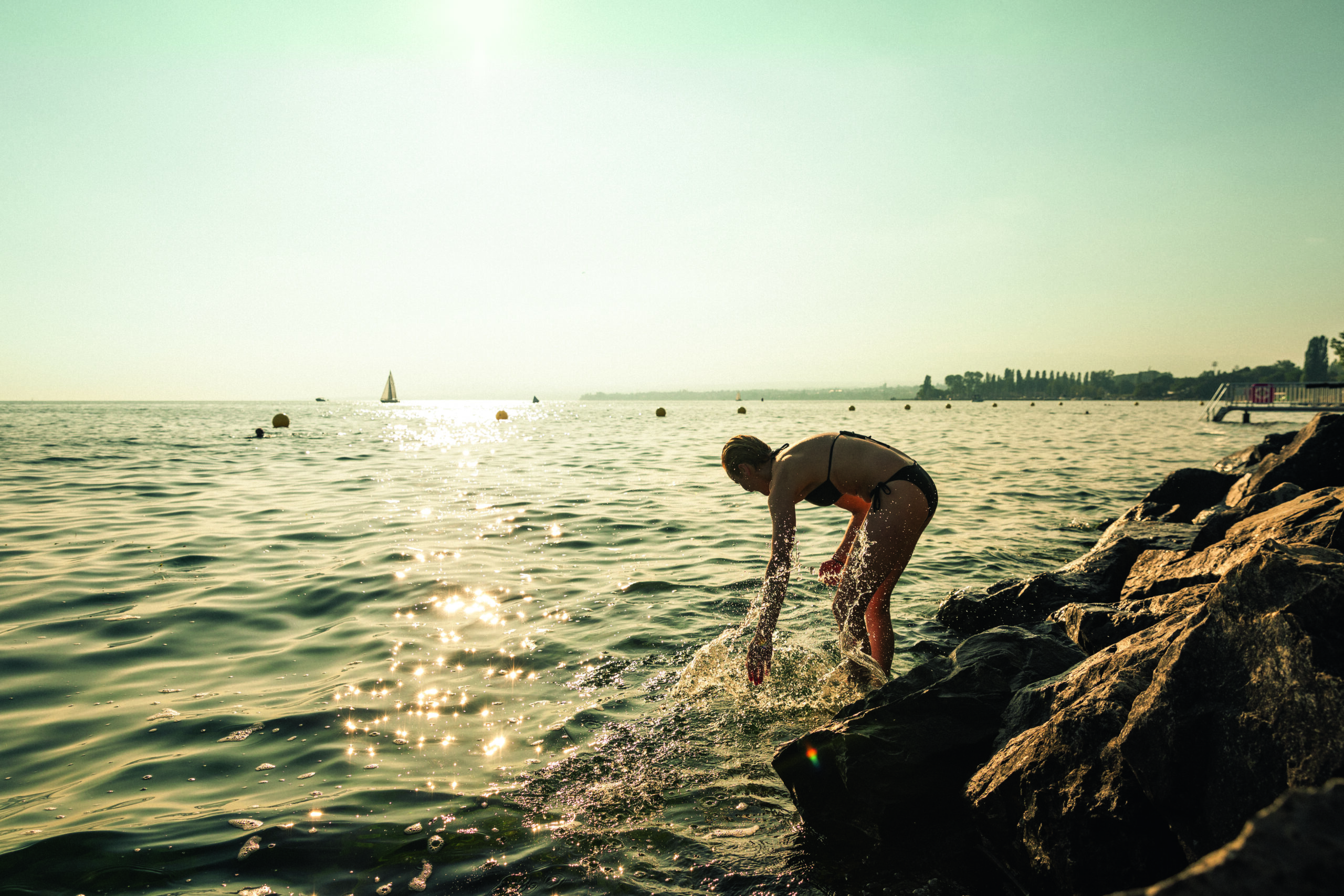 Baignade dans le lac Leman. Shooting key story de Lausanne de Suisse Tourisme Baignade dans le lac Leman. Shooting key story de Lausanne de Suisse Tourisme