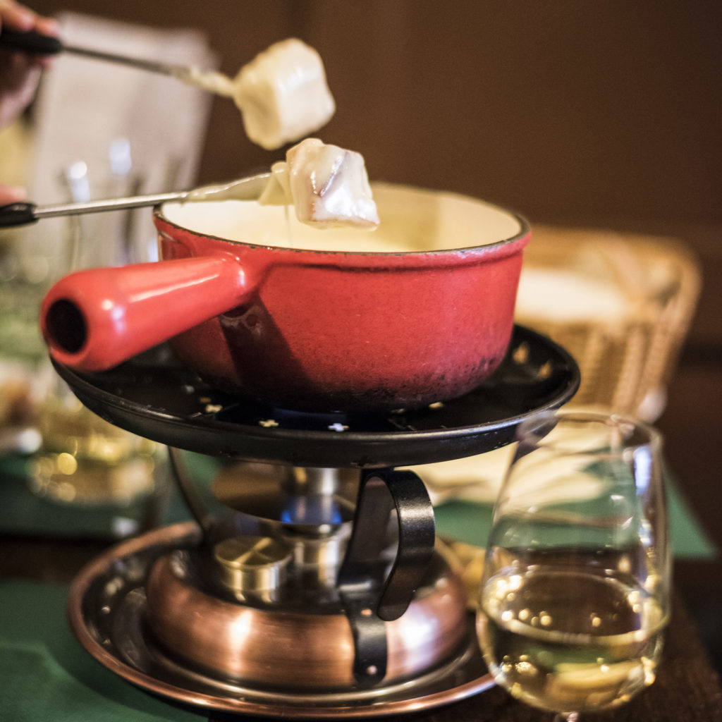 Where to eat a fondue in Lausanne?