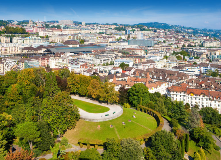 Vue du ciel sur Lausann, Capitale Olympique