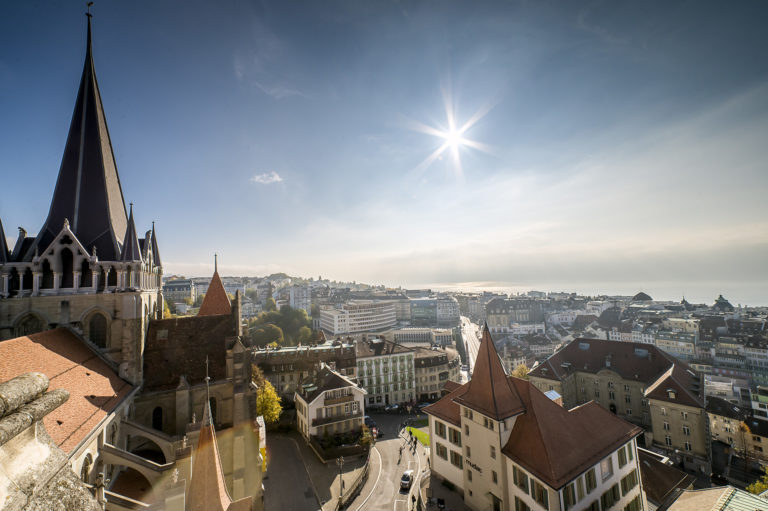 Vue générale sur Lausanne depuis la Cathédrale