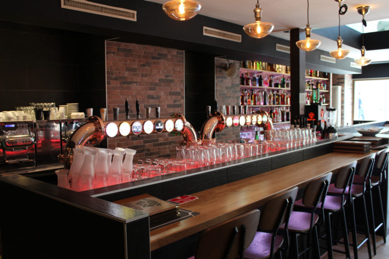 Afterwork-Drinks, Entspannung und Shopping in Lausanne