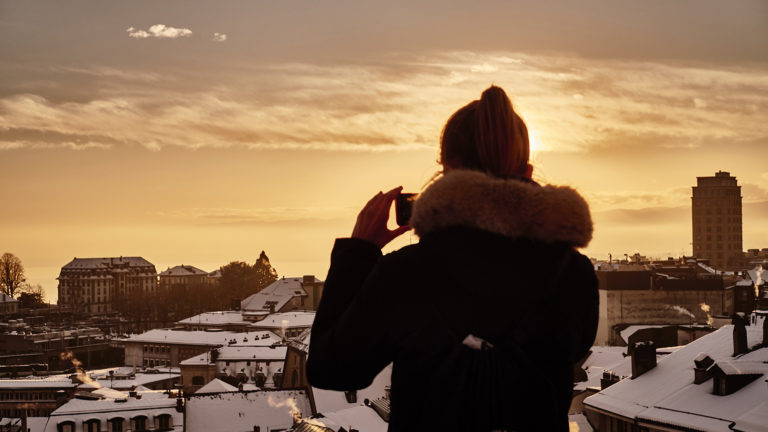 Lausanne sous la neige, vue depuis l'Esplanade de la Cathédrale