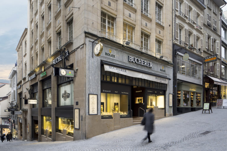 (c)Bucherer