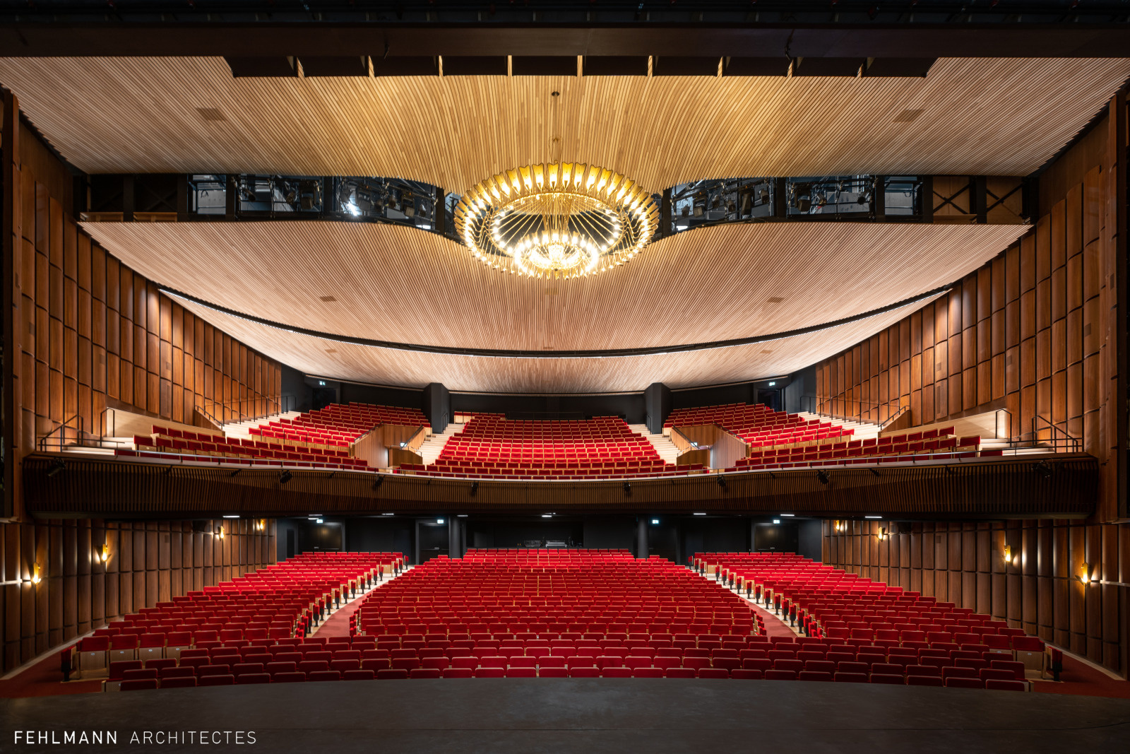 Theatre de Beaulieu renove.